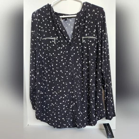 SOLD! INC Women's 3X Riley Ditsy Floral Pullover Long Sleeve - Picture 1 of 14